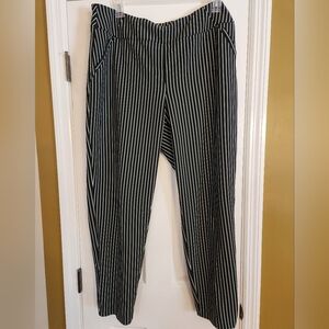 Black/white stripe pants